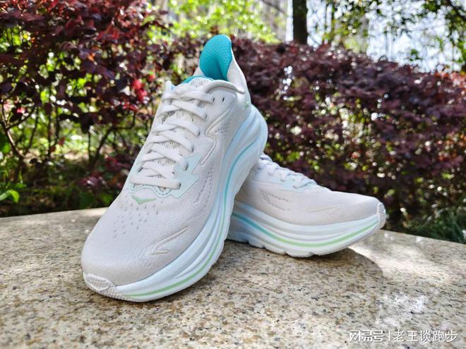 LIFTON 10：恰到好处的卓越跑鞋Bsport体育平台登录HOKA C(图17)