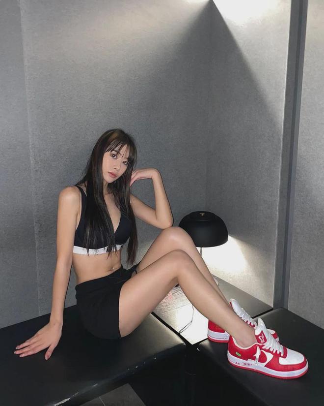 迪奥 x AJ1」天价神鞋们还在偷偷涨价必一体育涨到5w一双！「LV x 耐克、(图4)